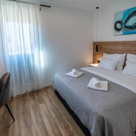 Pinna - Sv. Jerolim Pola