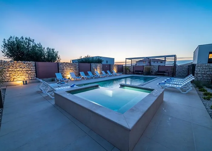 Pinna - Sv. Jerolim * 풀라